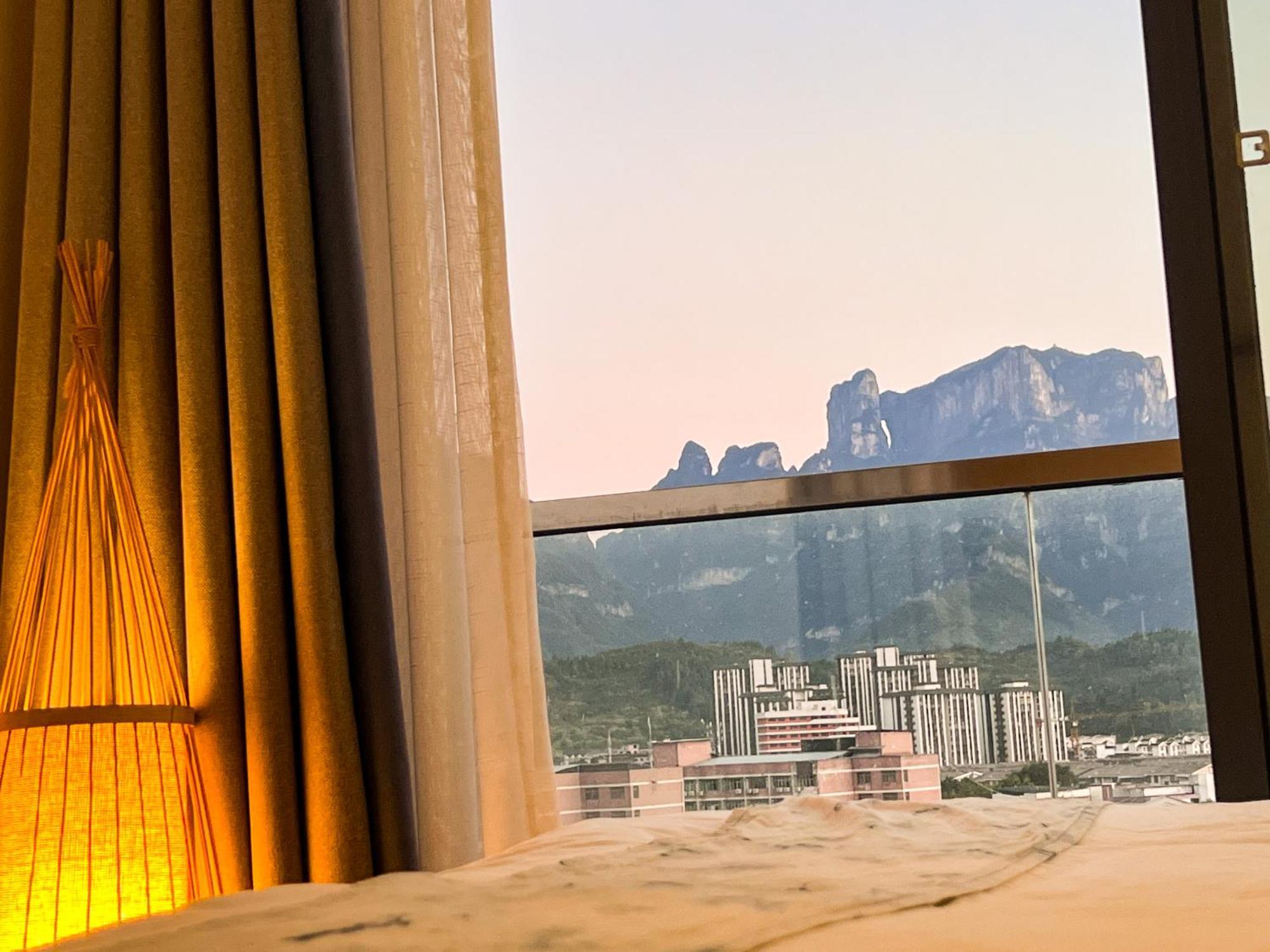 Little White House Homestay - Tianmen Mountain Scenic Area Zhangjiajie Exterior photo